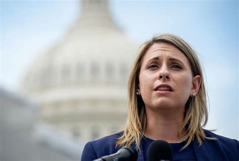 Understanding the shock Katie Hill ruling: She must pay outlets。